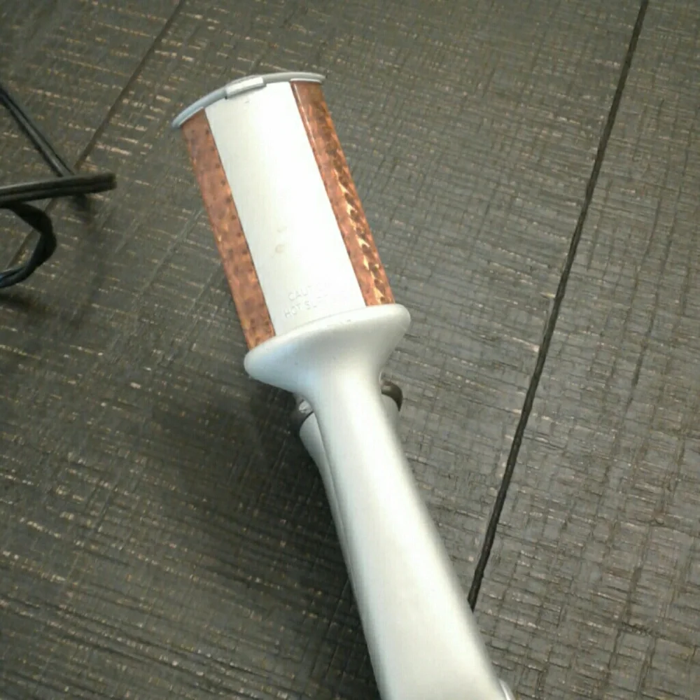 InStyler Straightening Iron - Picture 2 of 4